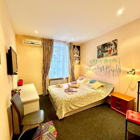 Kizhi Art Hotel Kharkiv Bagian luar foto