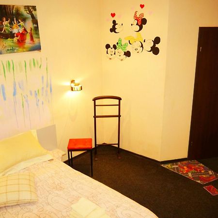 Kizhi Art Hotel Kharkiv Bagian luar foto