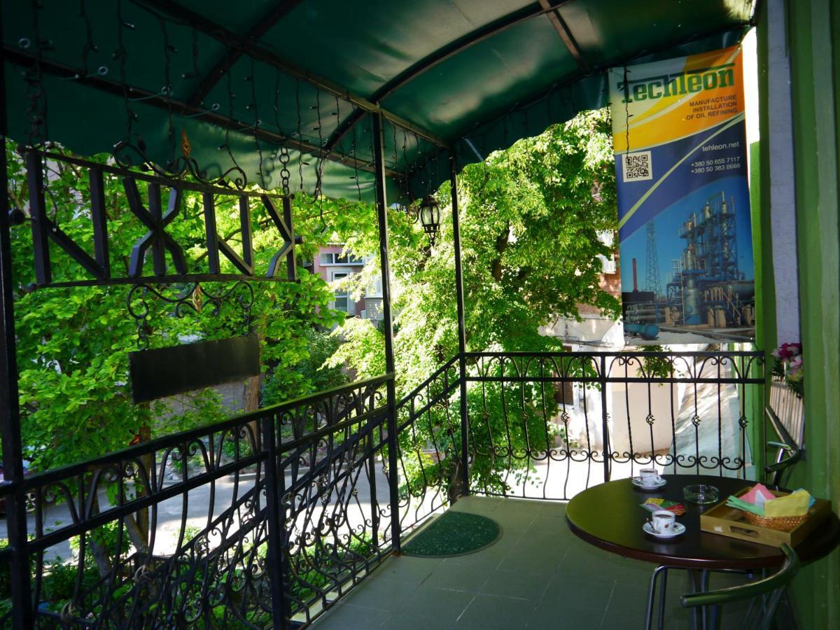 Kizhi Art Hotel Kharkiv Bagian luar foto