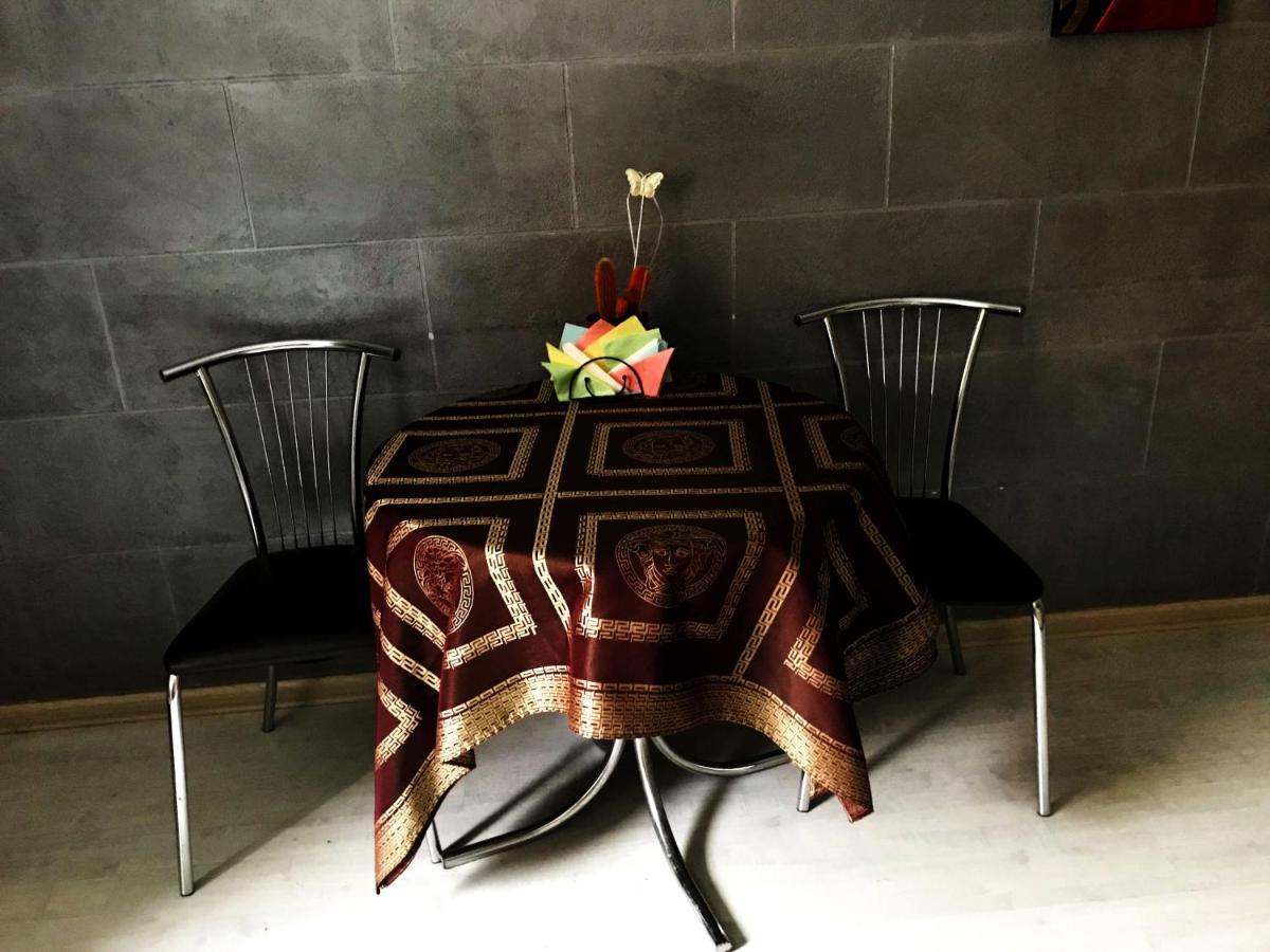 Kizhi Art Hotel Kharkiv Bagian luar foto