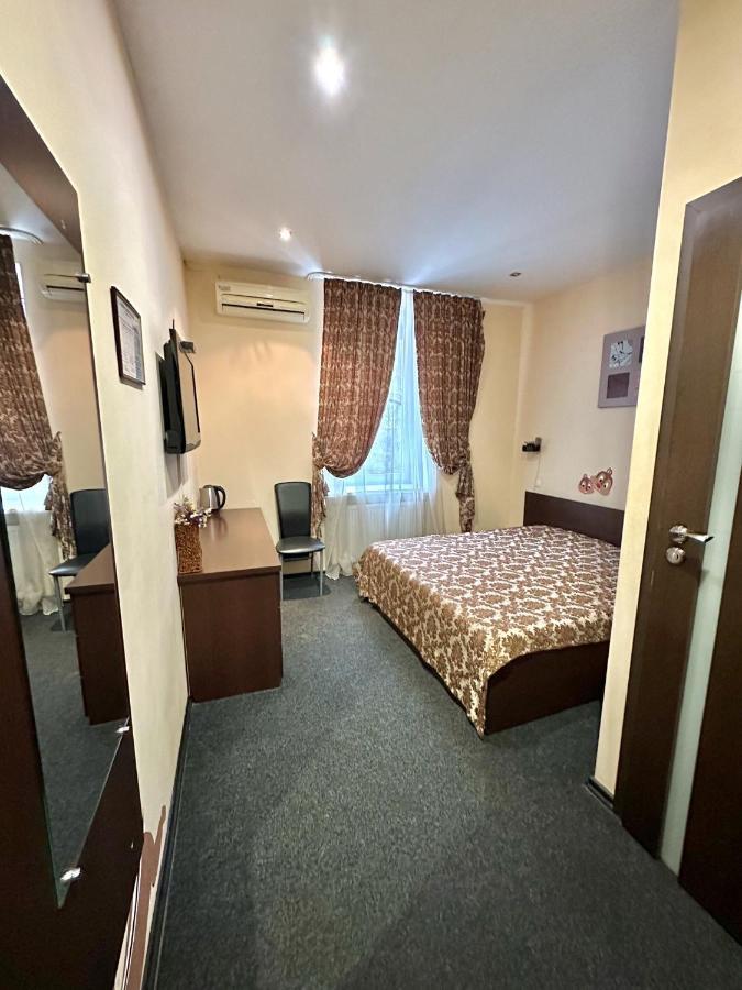 Kizhi Art Hotel Kharkiv Bagian luar foto