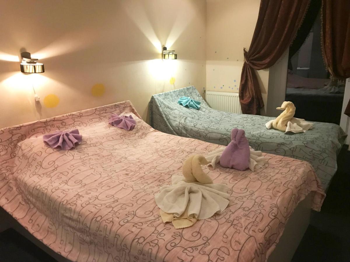 Kizhi Art Hotel Kharkiv Bagian luar foto